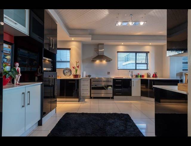 4 BEDROOM HOUSE SOLD IN MEYERSDAL